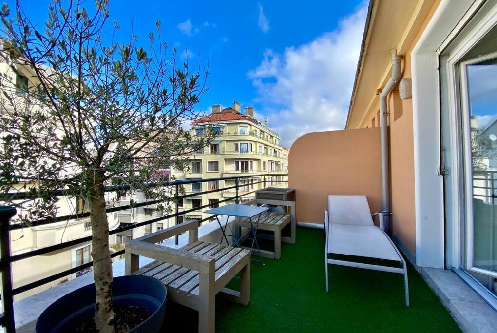 Toit-Terrasse Traversant Plein Centre 100M Du Lac Annecy Exterior foto
