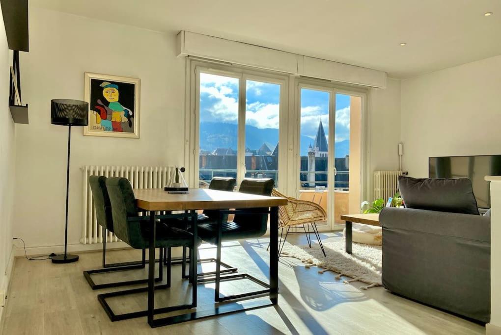 Toit-Terrasse Traversant Plein Centre 100M Du Lac Annecy Exterior foto